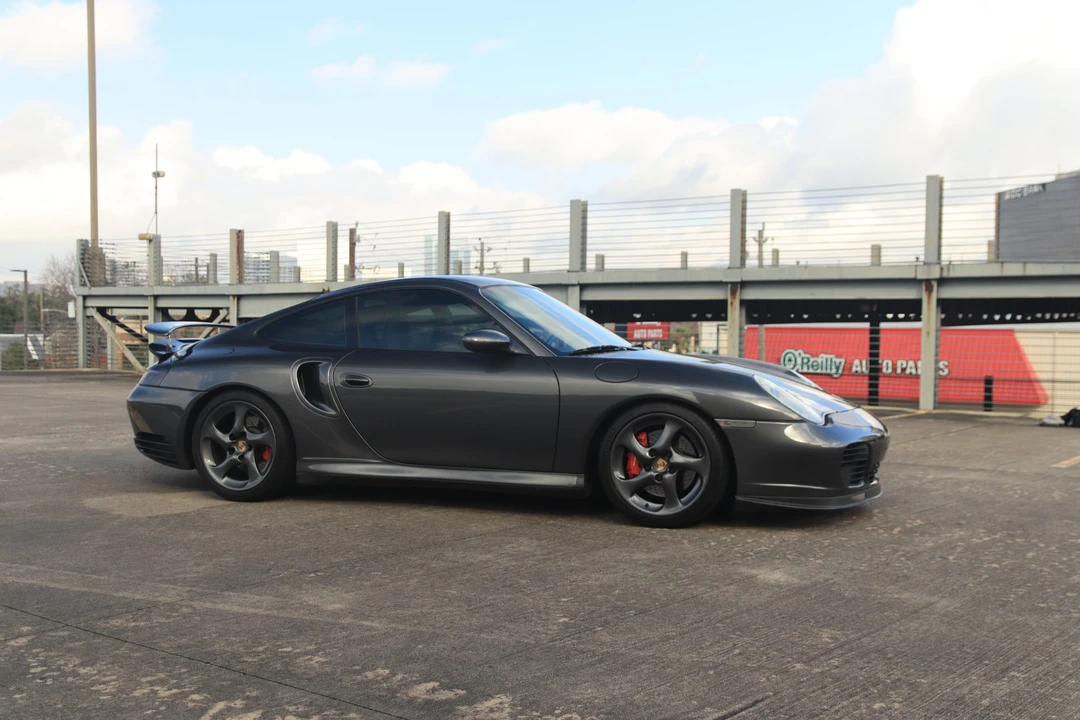 2002 Porsche 996 Turbo - Image 14 of 31