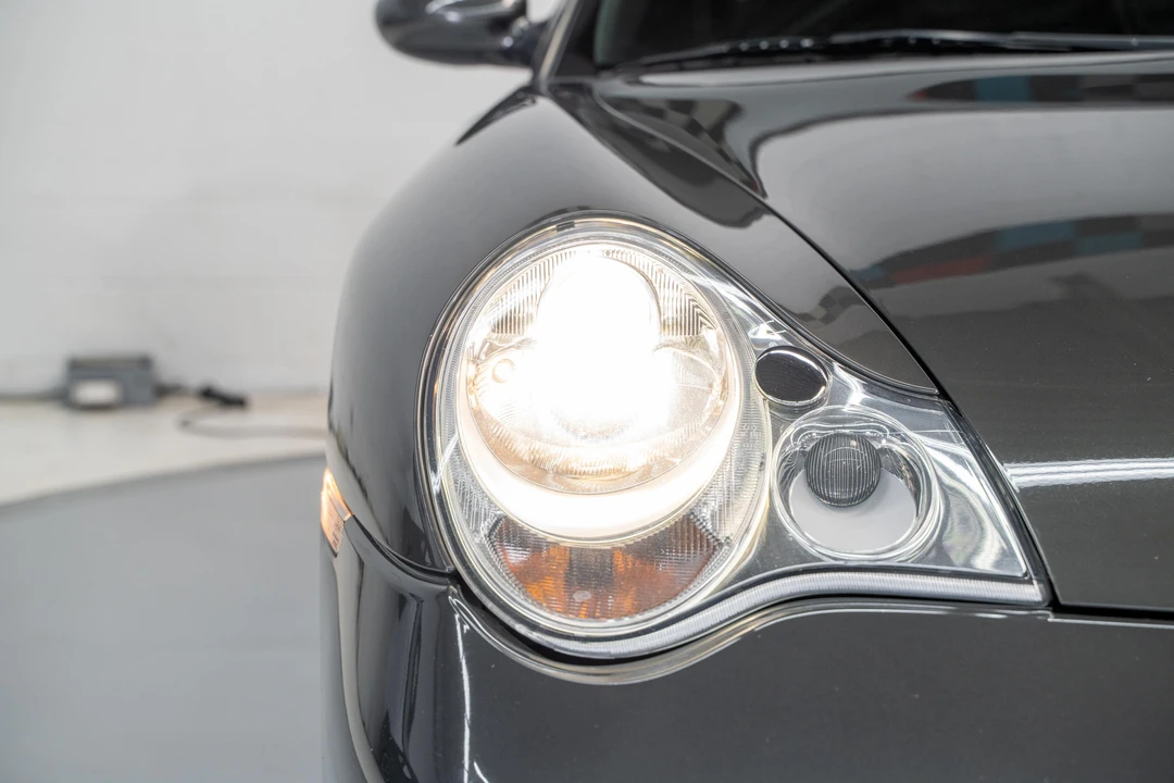 2002 Porsche 996 Turbo - Image 27 of 31