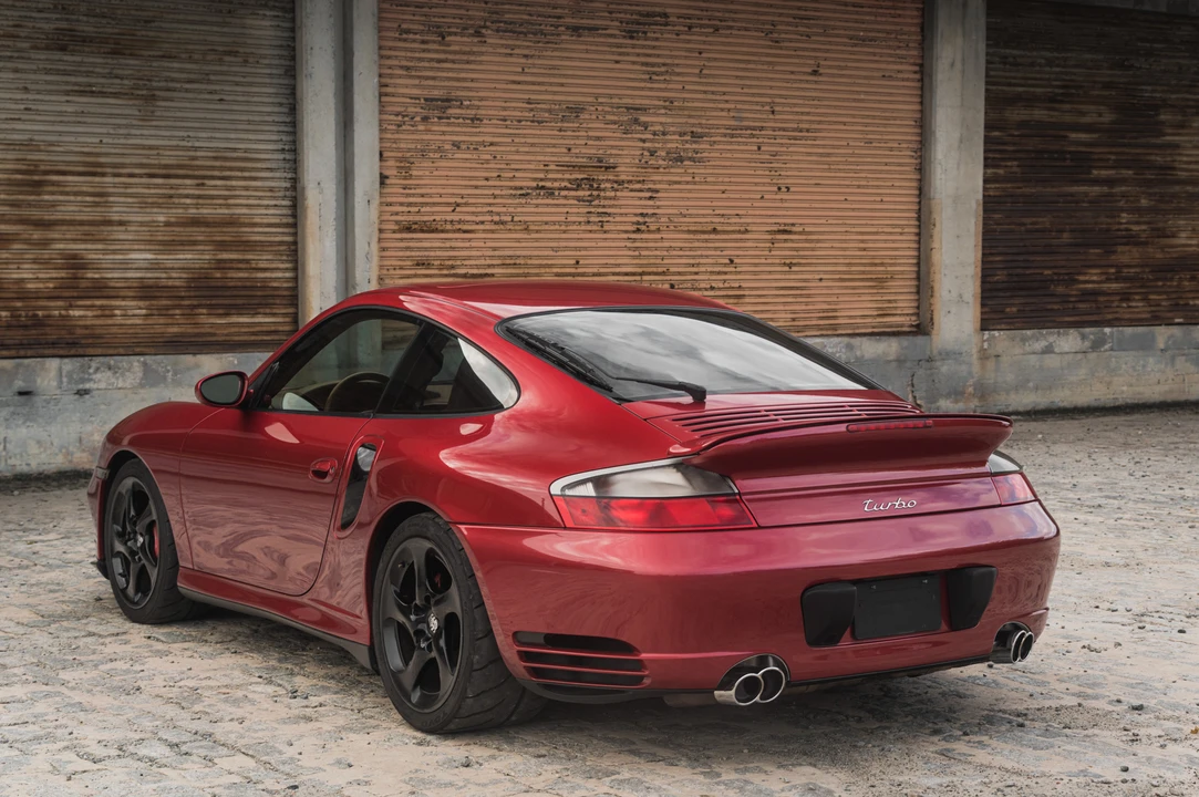 2002 Porsche 996 Turbo - Image 28 of 31