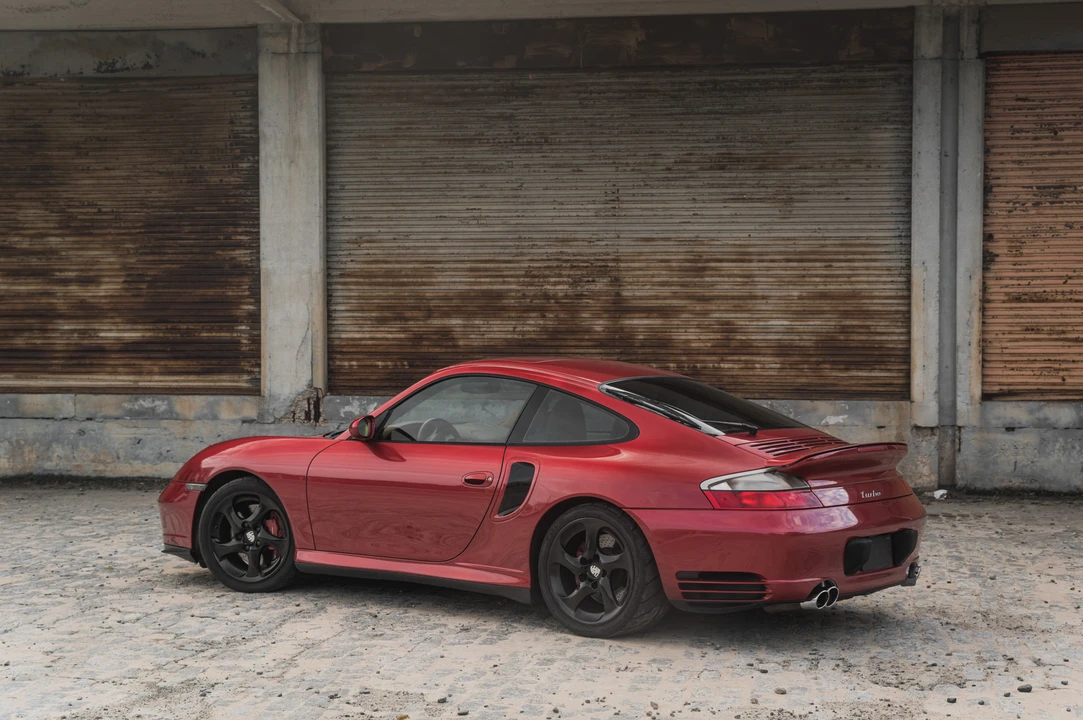 2002 Porsche 996 Turbo - Image 26 of 31