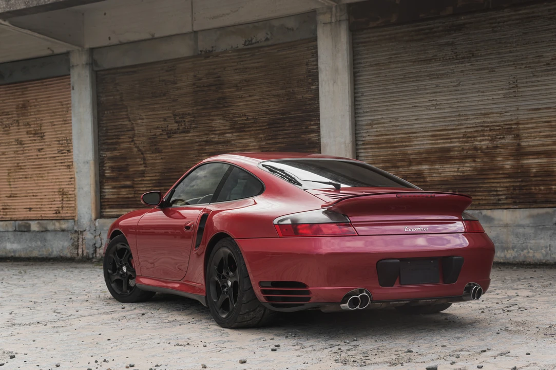 2002 Porsche 996 Turbo - Image 29 of 31