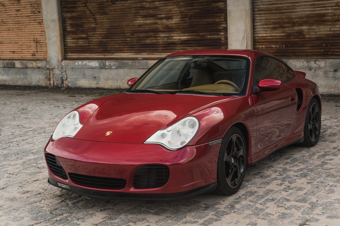 2002 Porsche 996 Turbo - Image 15 of 31