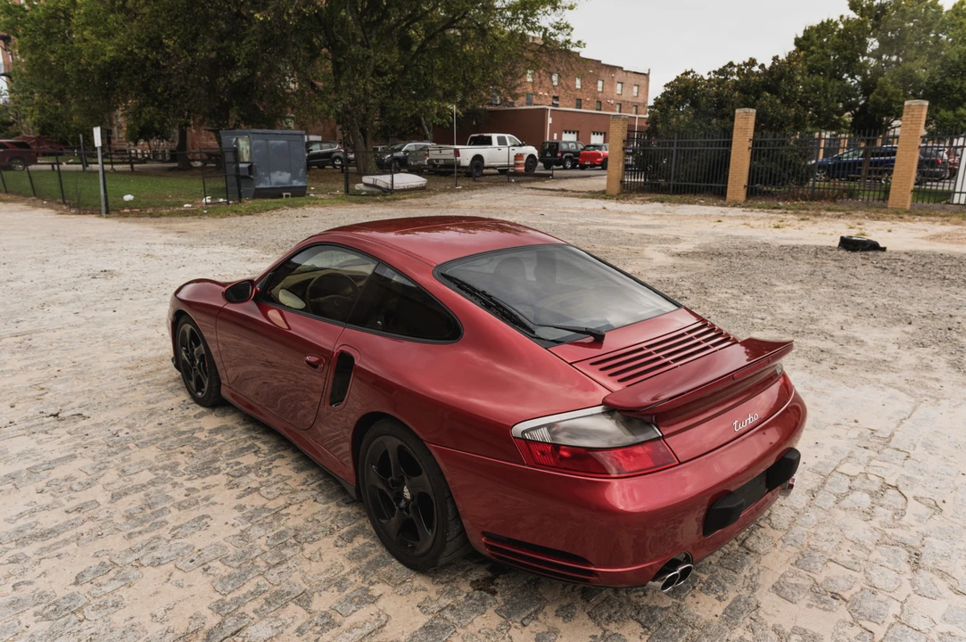 2002 Porsche 996 Turbo - Image 30 of 31