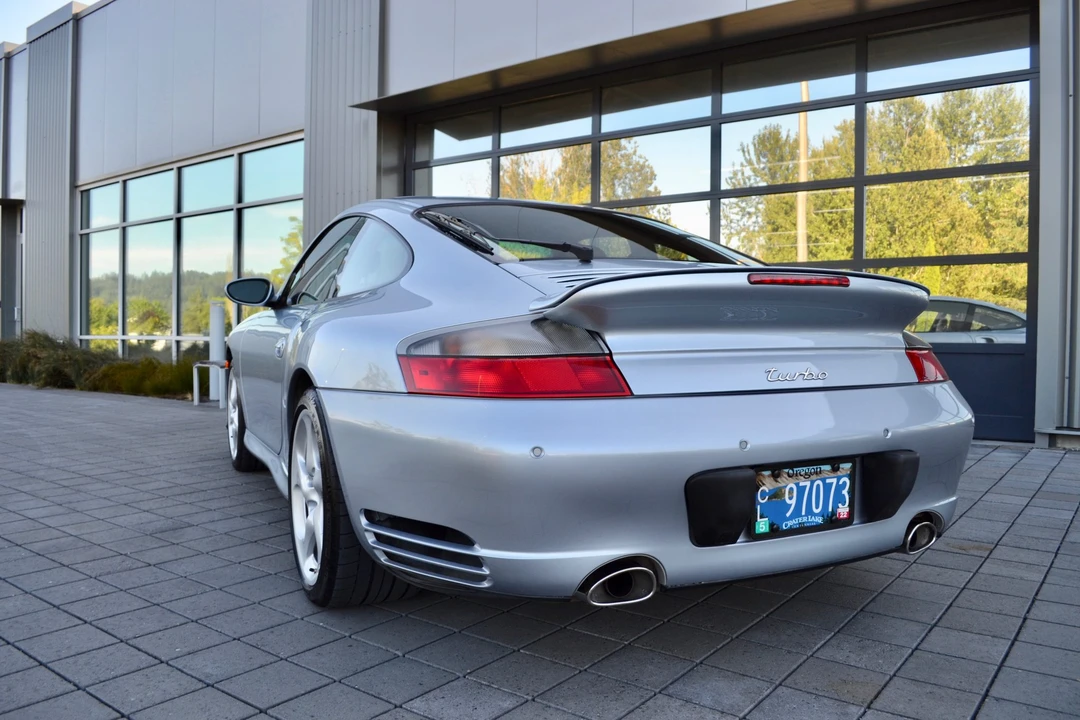 2002 Porsche 996 Turbo - Image 18 of 31