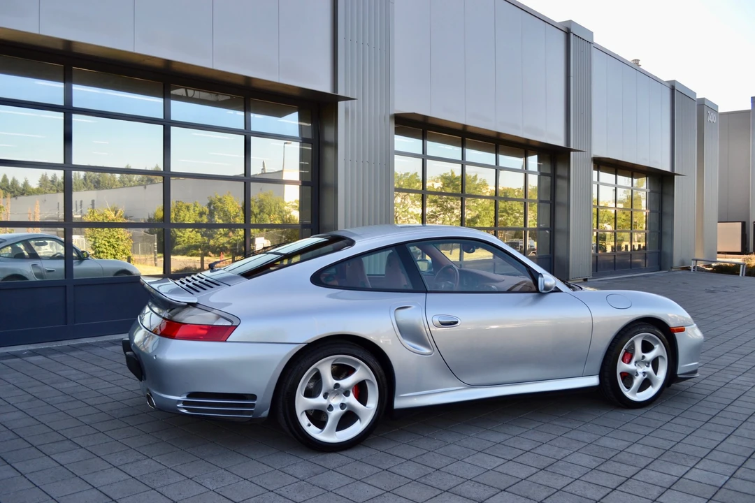 2002 Porsche 996 Turbo - Image 12 of 31