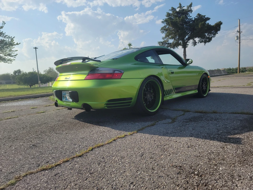 2002 Porsche 996 Turbo - Image 28 of 31