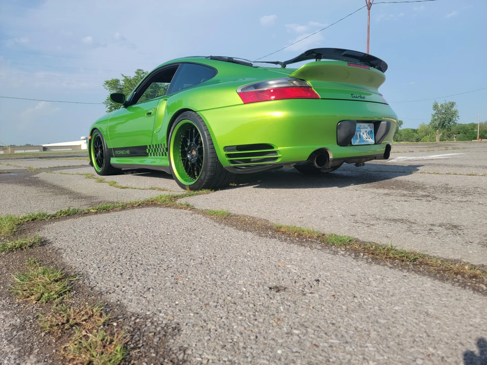 2002 Porsche 996 Turbo - Image 18 of 31