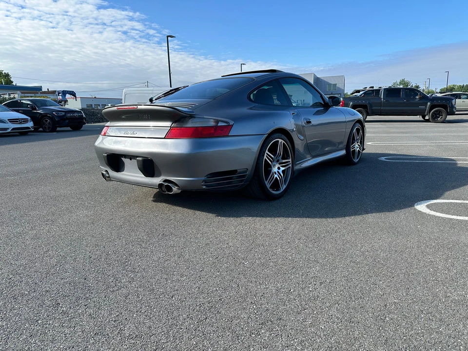2002 Porsche 996 Turbo - Image 12 of 31