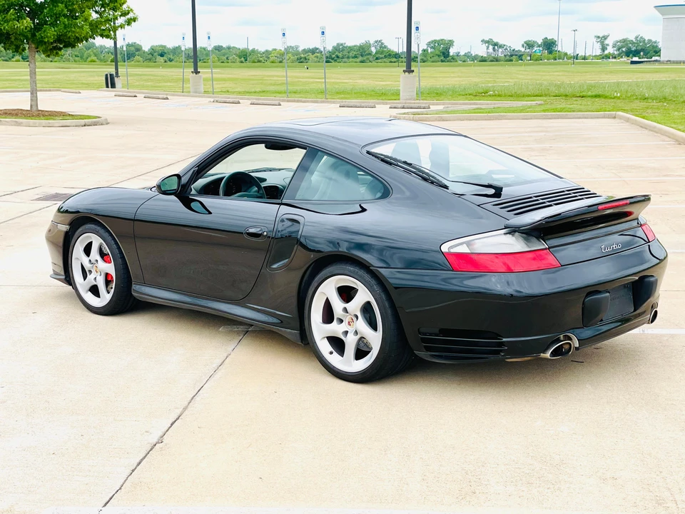 2002 Porsche 996 Turbo - Image 12 of 31