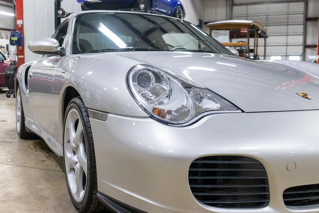 2002 Porsche 996 Turbo - Image 7 of 22