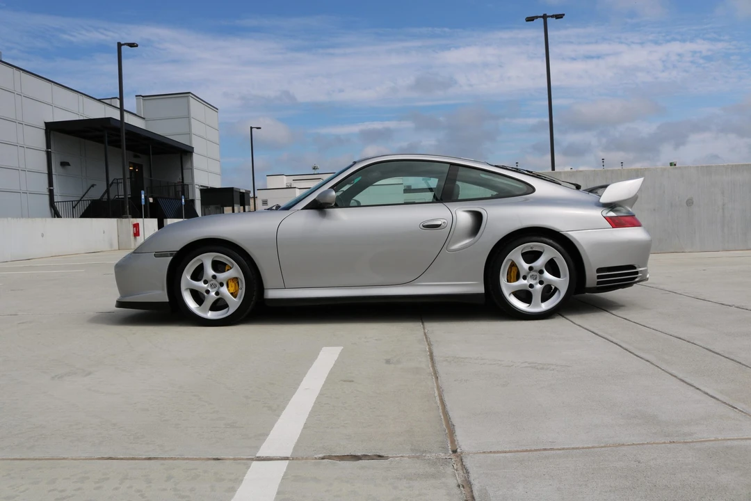 2002 Porsche 996 Turbo - Image 25 of 31