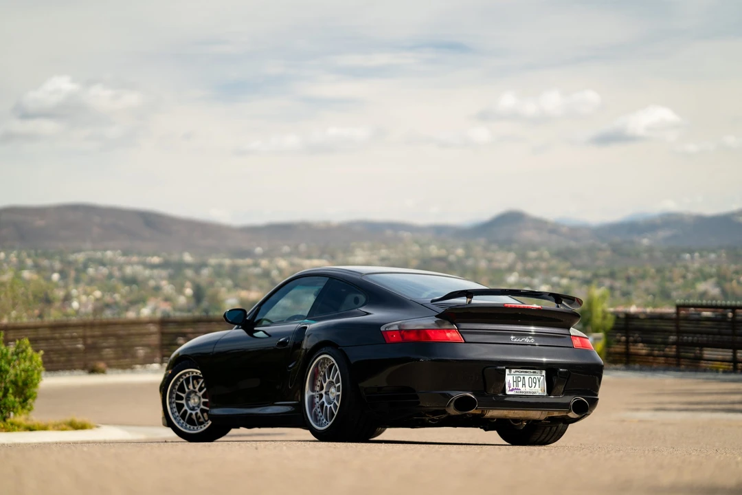 2002 Porsche 996 Turbo - Image 11 of 31