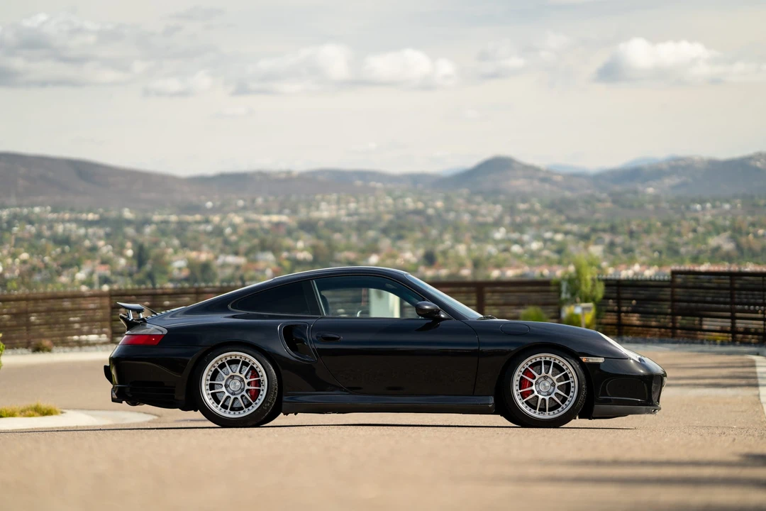 2002 Porsche 996 Turbo - Image 15 of 31