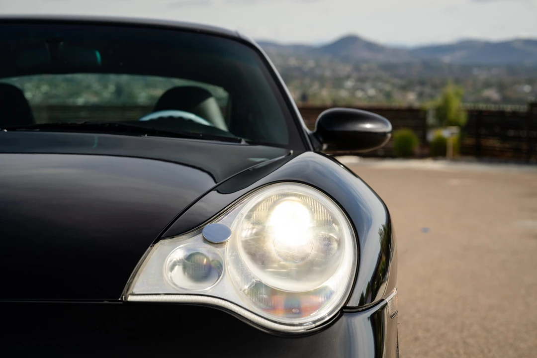 2002 Porsche 996 Turbo - Image 23 of 31