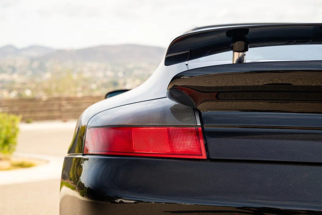 2002 Porsche 996 Turbo - Image 25 of 31