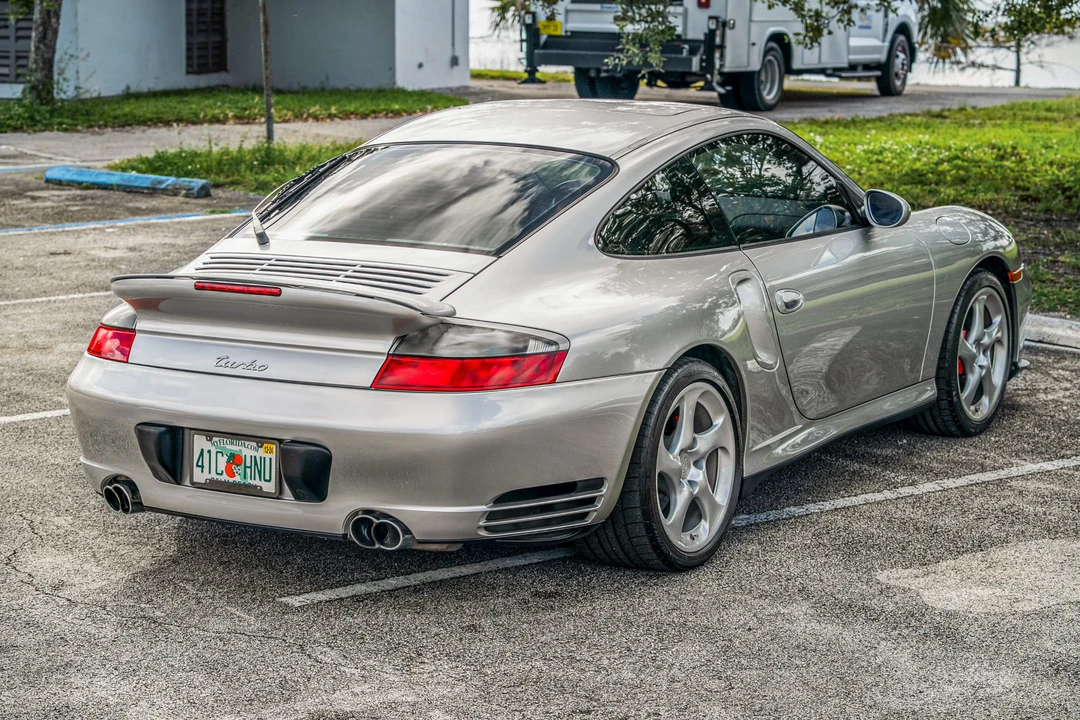 2002 Porsche 996 Turbo - Image 7 of 31