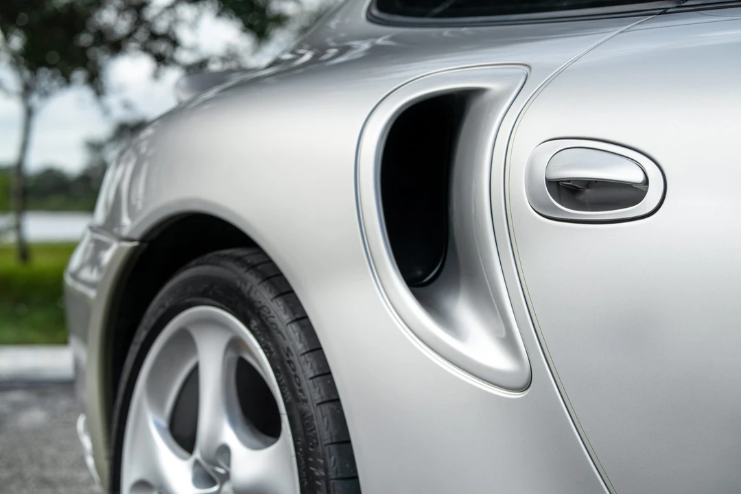 2002 Porsche 996 Turbo - Image 23 of 31