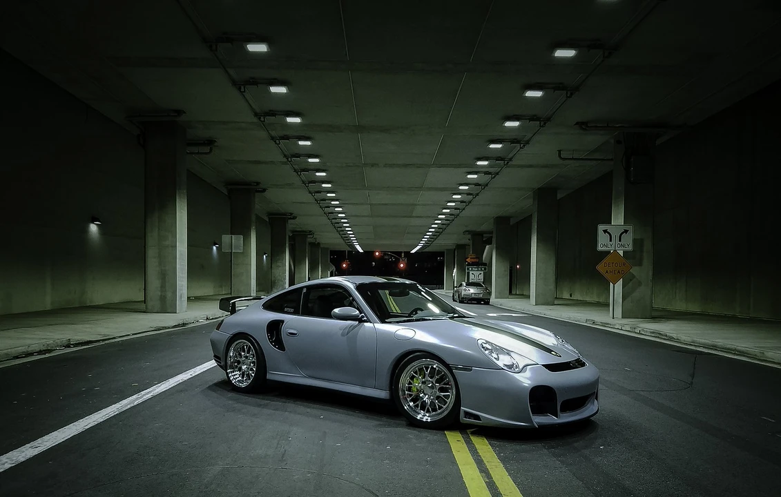 2002 Porsche 996 Turbo - Image 9 of 15