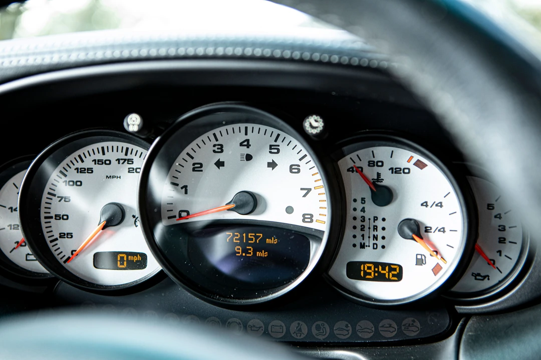 2002 Porsche 996 Turbo - Image 7 of 31