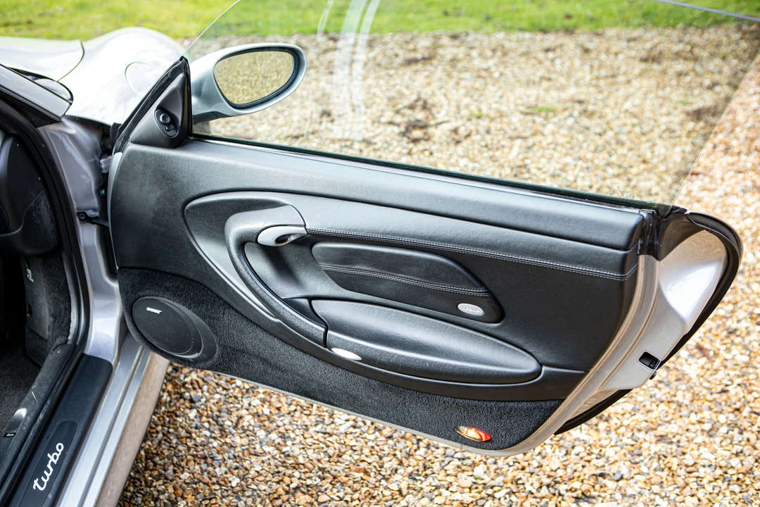 2002 Porsche 996 Turbo - Image 6 of 31