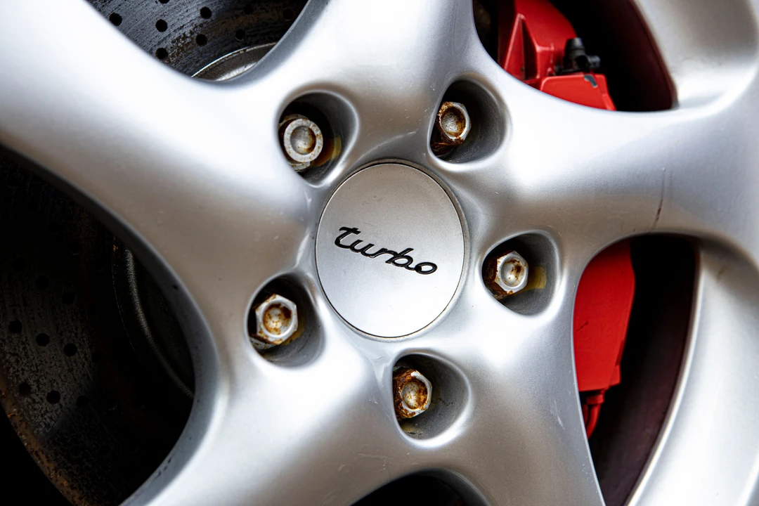 2002 Porsche 996 Turbo - Image 23 of 31