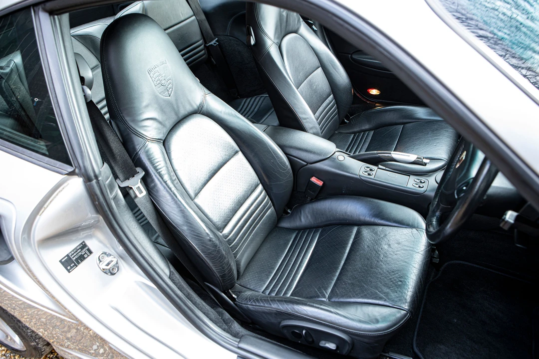 2002 Porsche 996 Turbo - Image 9 of 31