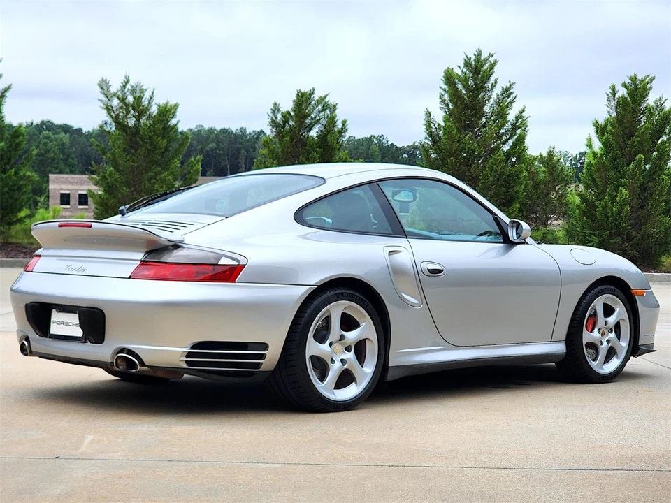 2002 Porsche 996 Turbo - Image 13 of 31