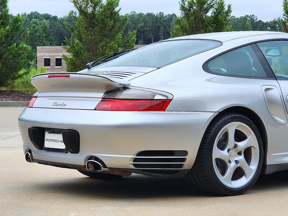 2002 Porsche 996 Turbo - Image 15 of 31