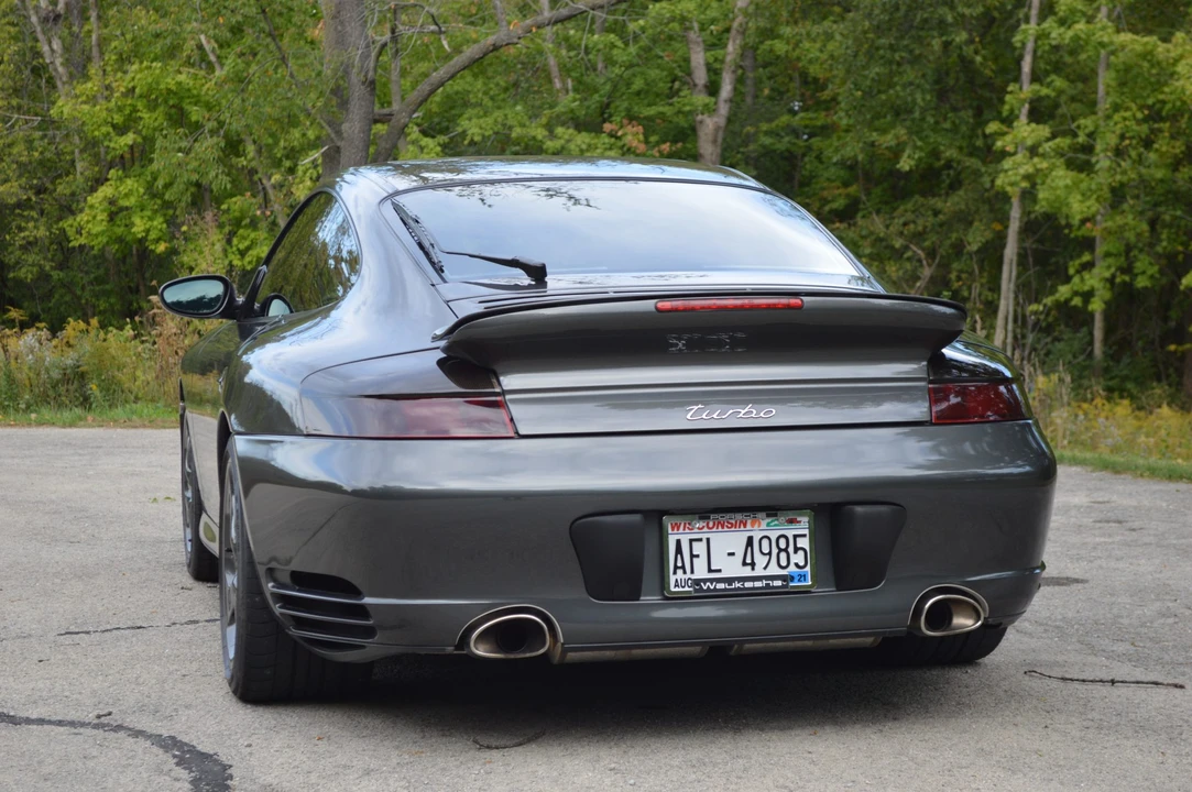 2002 Porsche 996 Turbo - Image 11 of 31