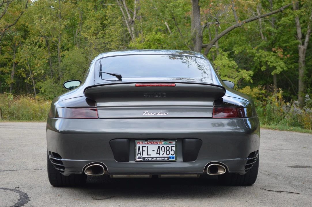 2002 Porsche 996 Turbo - Image 12 of 31