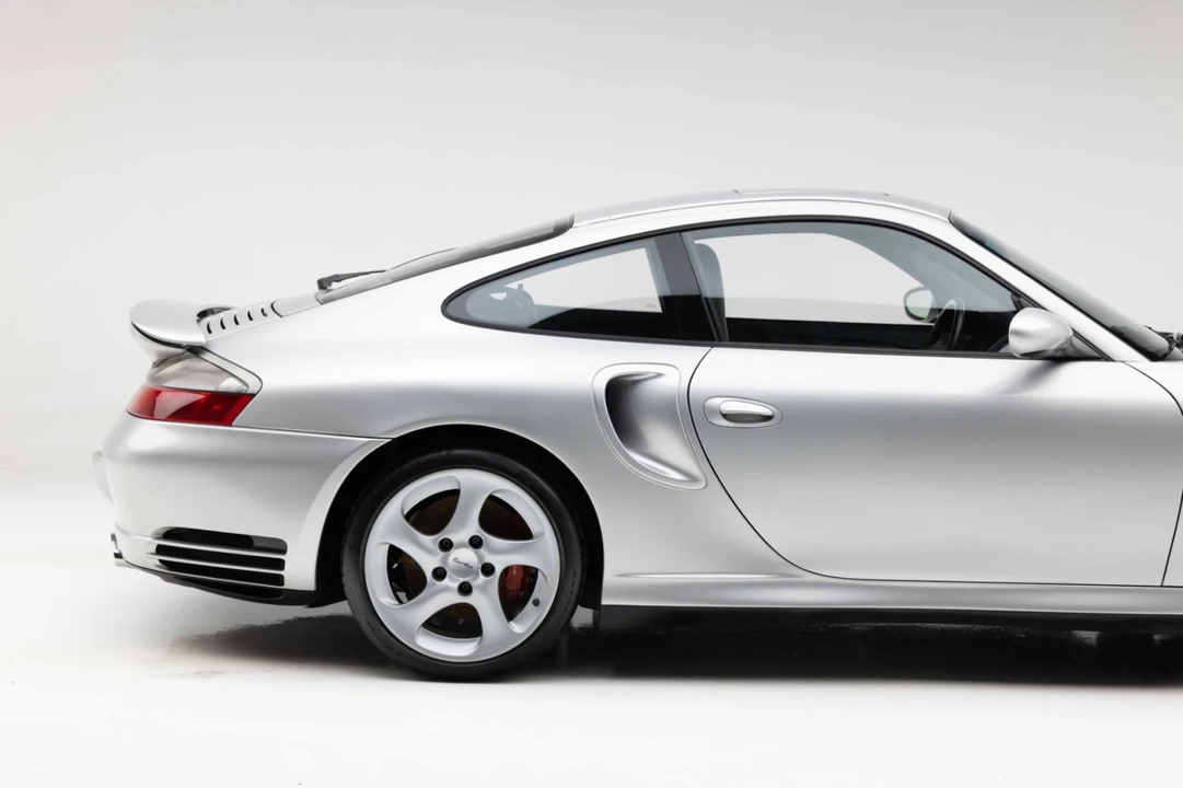 2002 Porsche 996 Turbo - Image 25 of 31