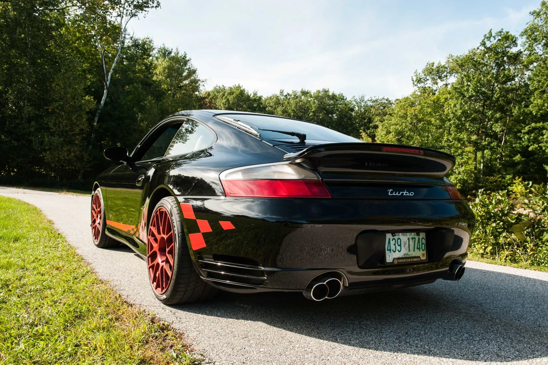 2002 Porsche 996 Turbo - Image 13 of 31