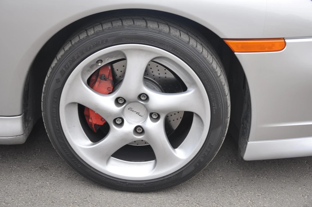 2002 Porsche 996 Turbo - Image 25 of 31