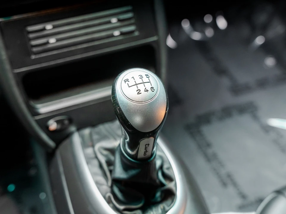 2002 Porsche 996 Turbo - Image 6 of 12