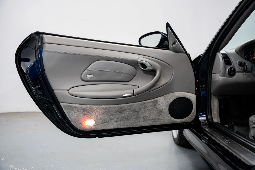 2002 Porsche 996 Turbo - Image 24 of 31