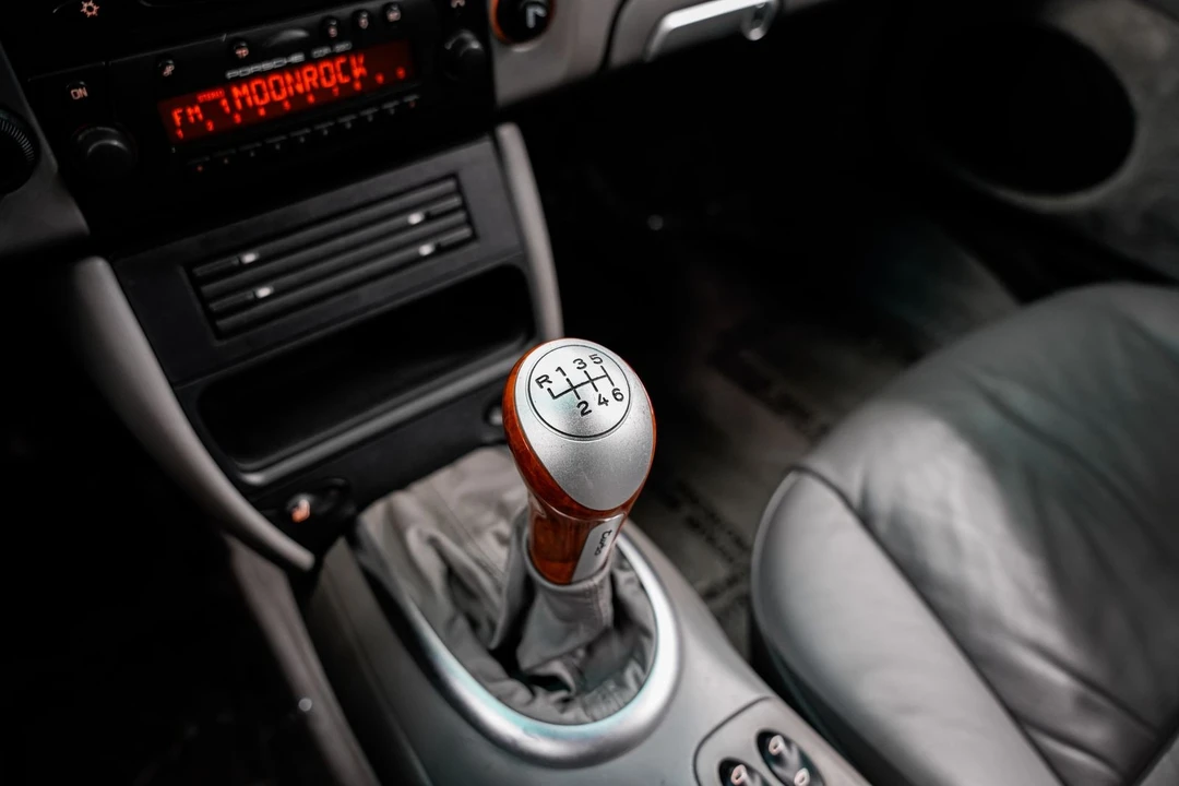 2002 Porsche 996 Turbo - Image 15 of 31