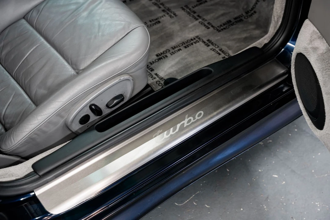 2002 Porsche 996 Turbo - Image 26 of 31