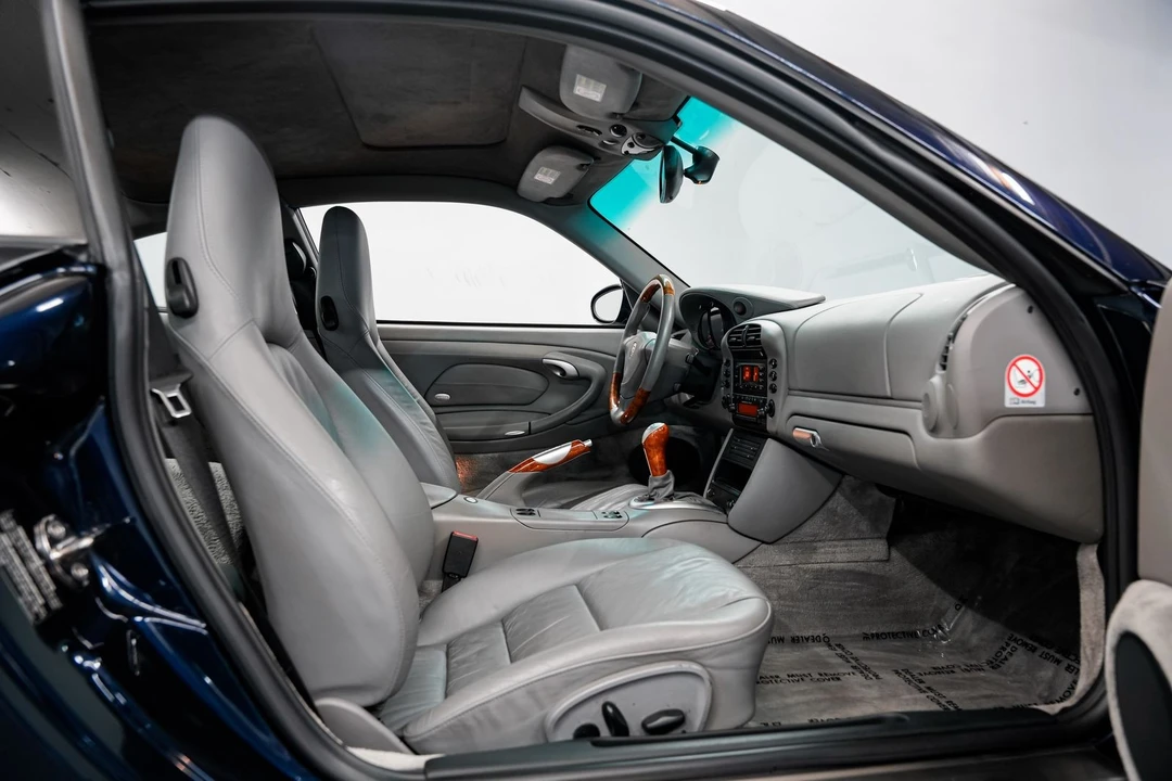 2002 Porsche 996 Turbo - Image 28 of 31