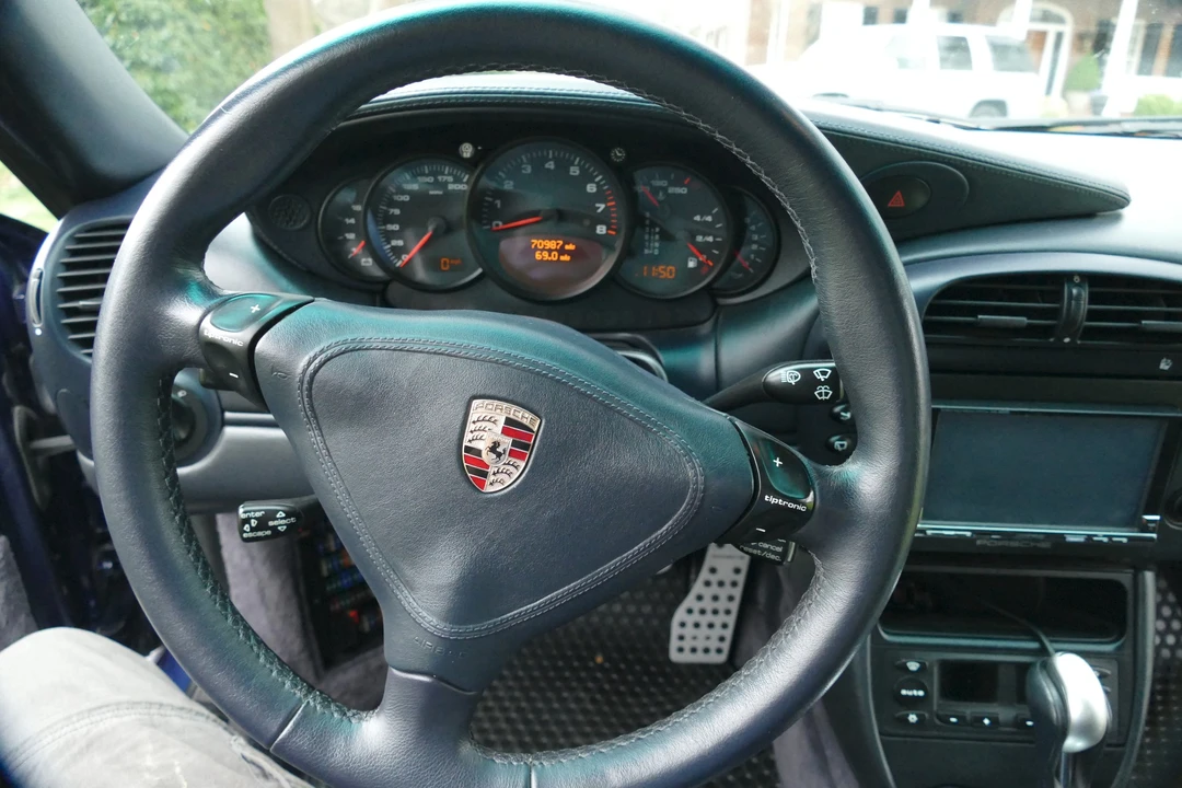 2002 Porsche 996 Turbo - Image 27 of 31