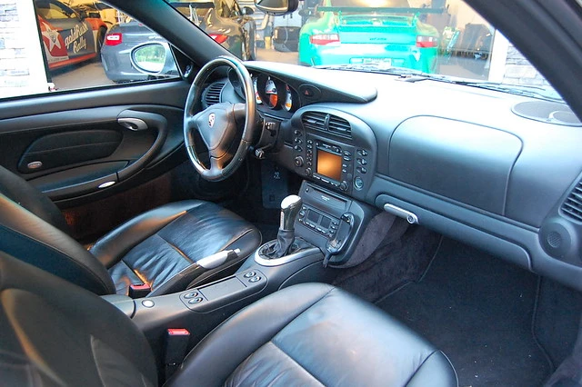 2002 Porsche 996 Turbo - Image 11 of 14