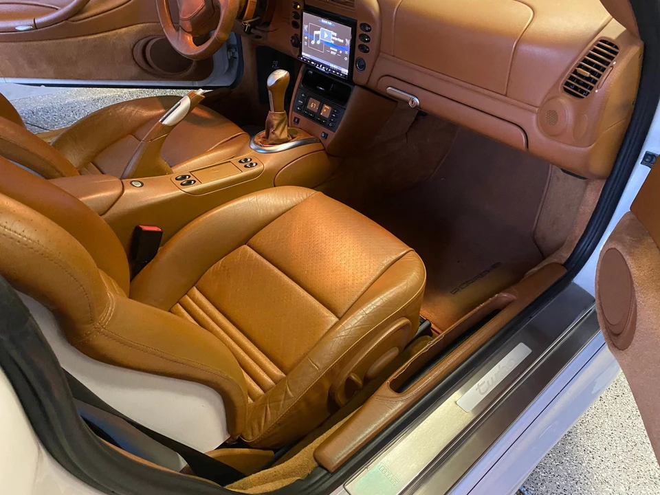 2002 Porsche 996 Turbo - Image 12 of 17