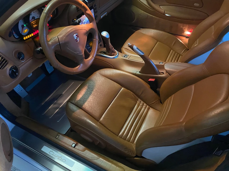 2002 Porsche 996 Turbo - Image 13 of 17