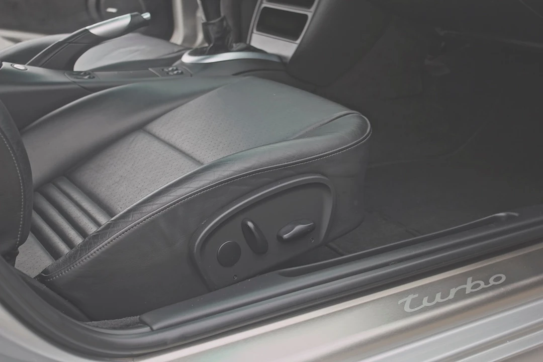 2002 Porsche 996 Turbo - Image 30 of 31