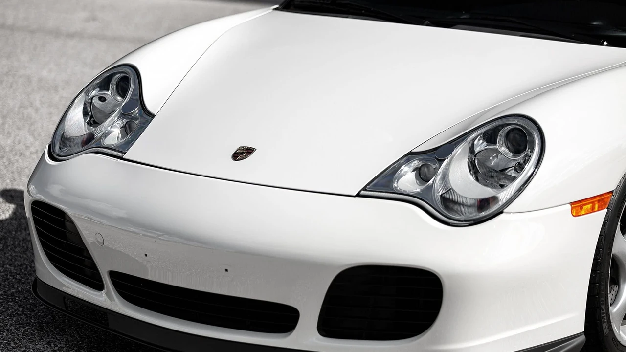 2002 Porsche 996 Turbo - Image 14 of 31