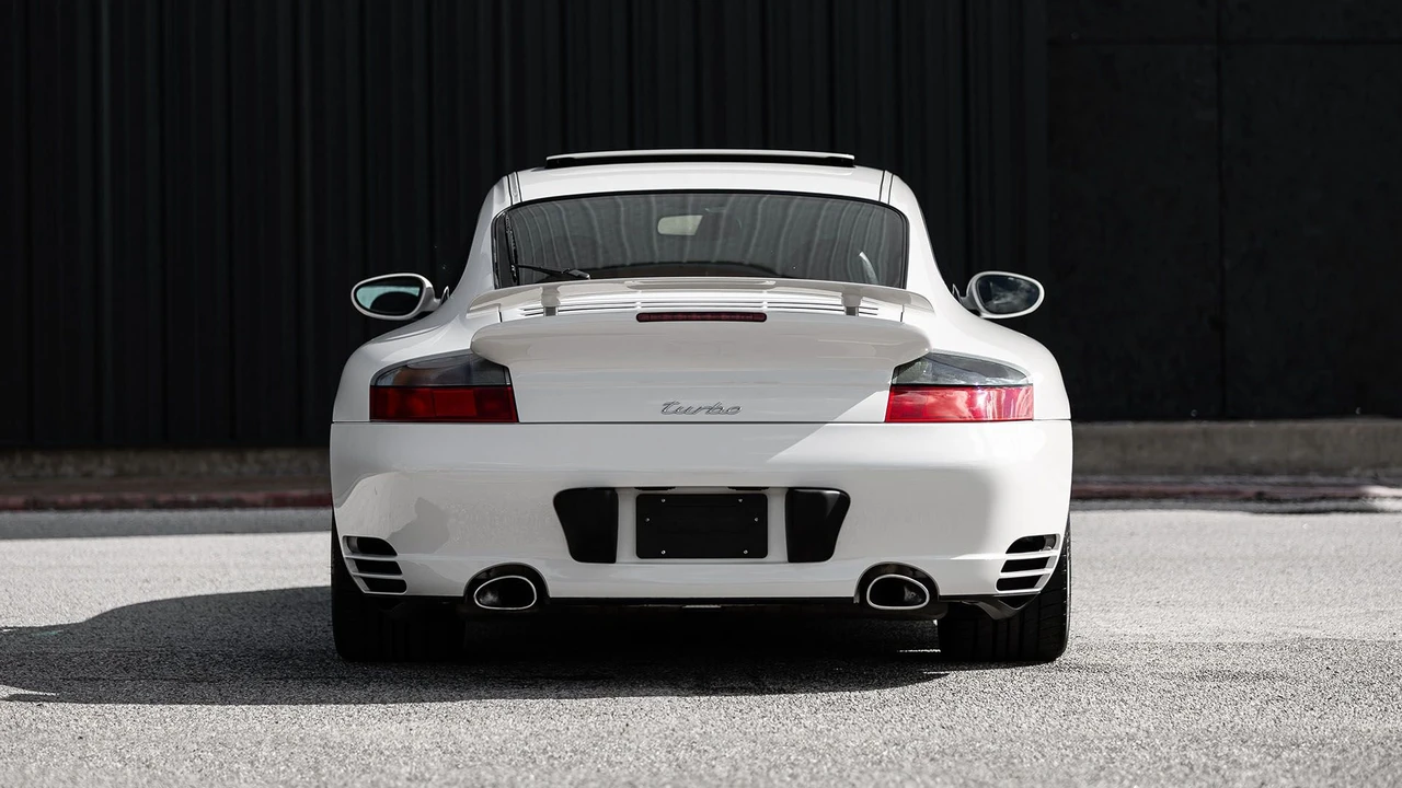 2002 Porsche 996 Turbo - Image 6 of 31