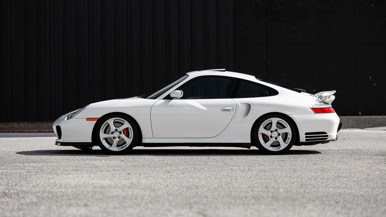 2002 Porsche 996 Turbo - Image 7 of 31