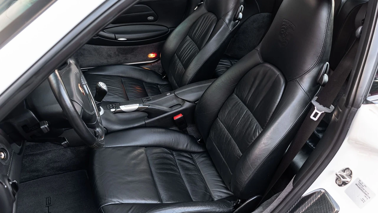 2002 Porsche 996 Turbo - Image 18 of 31