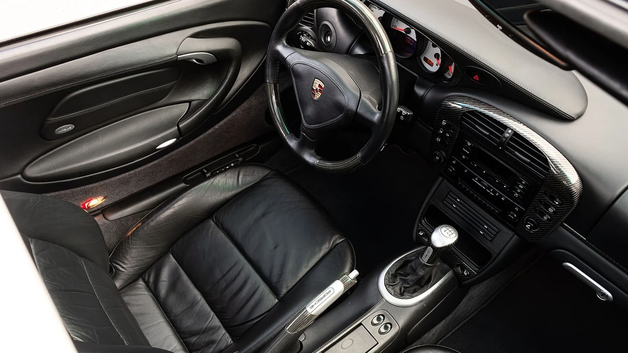 2002 Porsche 996 Turbo - Image 17 of 31