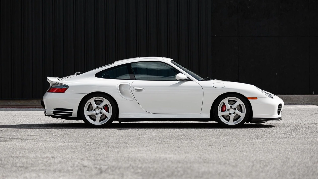 2002 Porsche 996 Turbo - Image 2 of 31