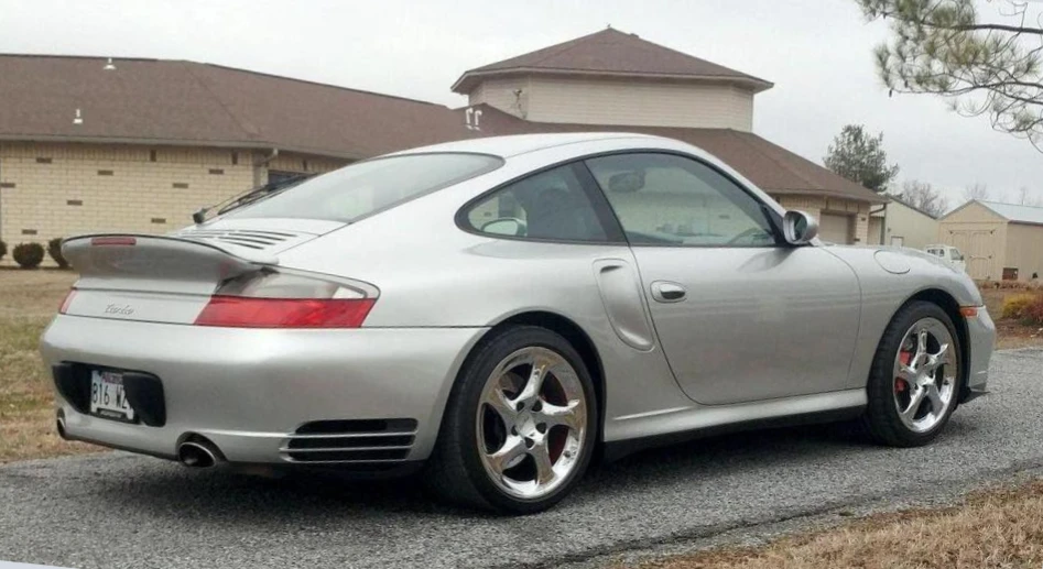 2002 Porsche 996 Turbo - Image 13 of 31